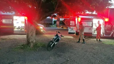 Imagem da notícia Acidente em São Gabriel do Oeste deixa duas jovens feridas em queda de moto na BR-163